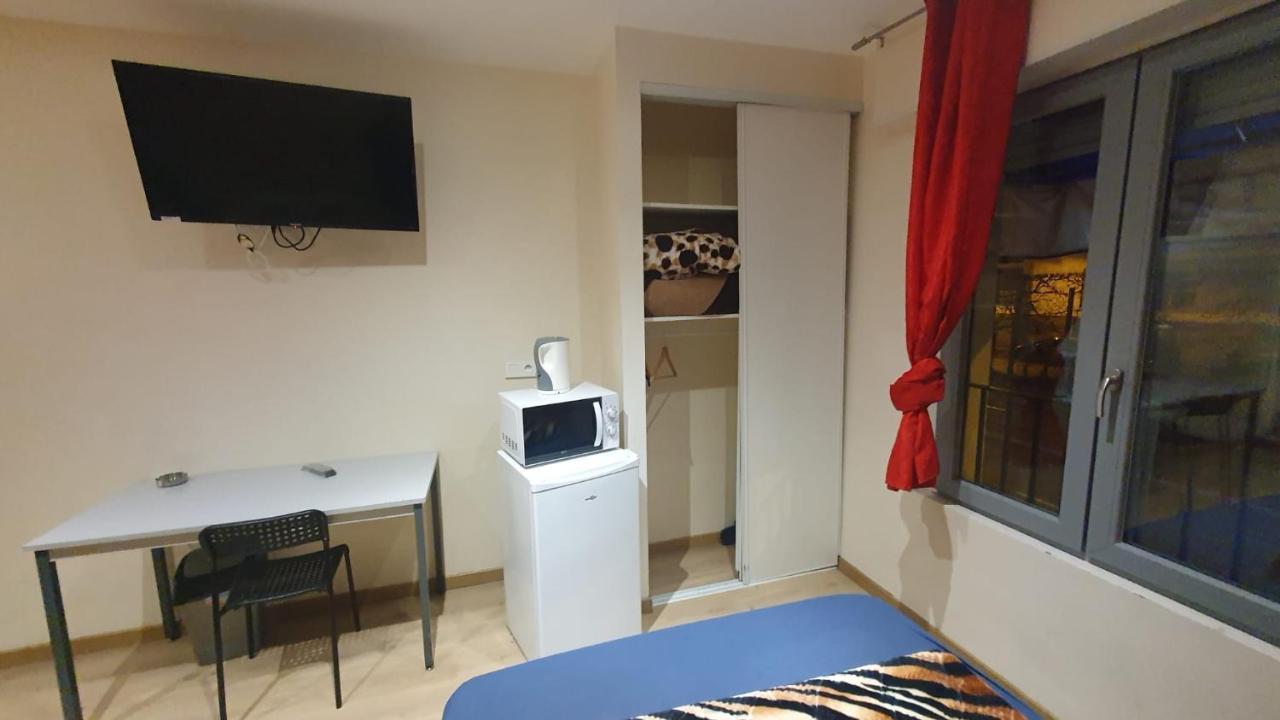 Hotel Le Privilege Ла-Курнёв Экстерьер фото