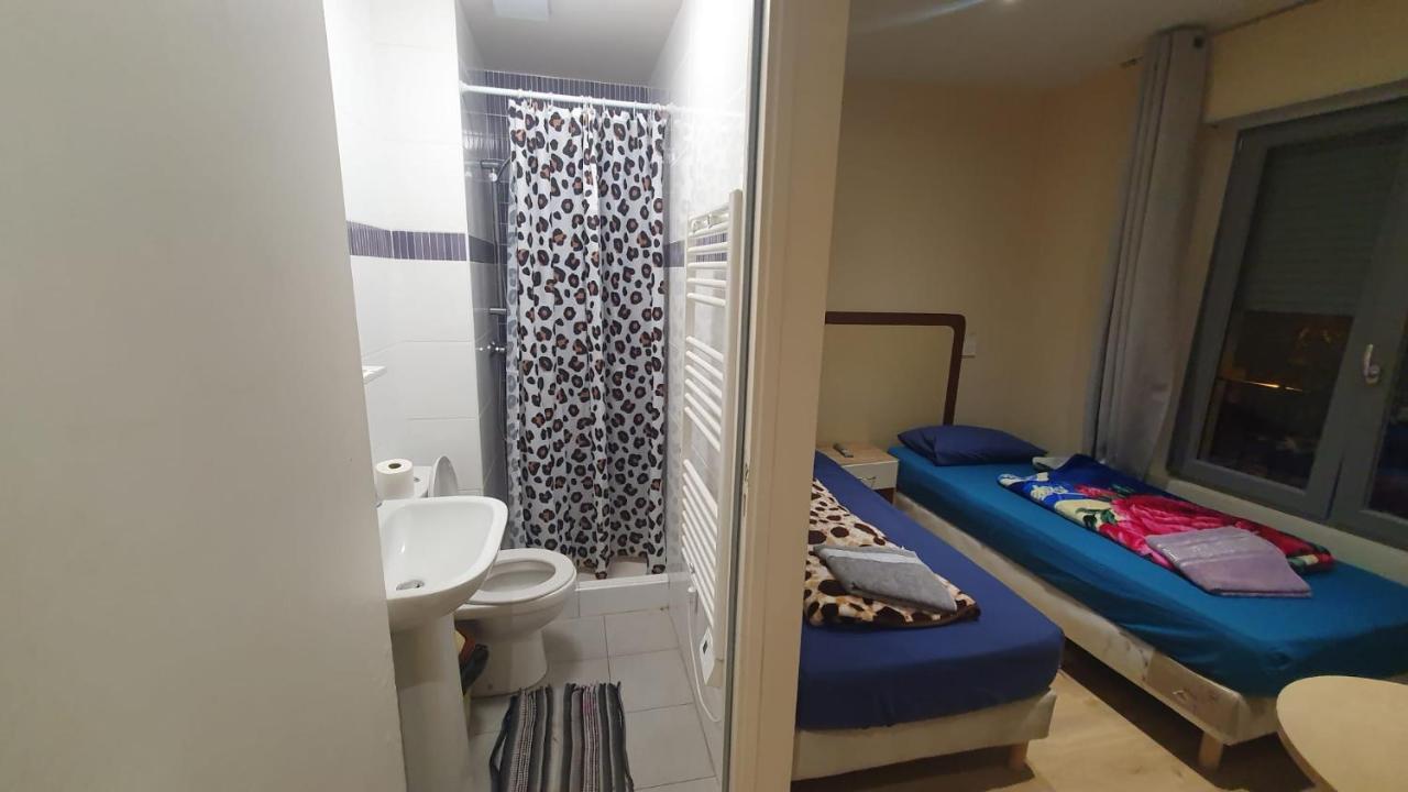 Hotel Le Privilege Ла-Курнёв Экстерьер фото