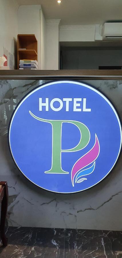 Hotel Le Privilege Ла-Курнёв Экстерьер фото